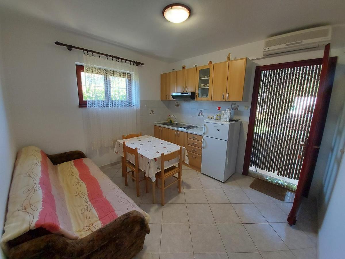 Apartments Elizabeta Draga Bašćanska Kültér fotó